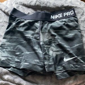 Nike spandex